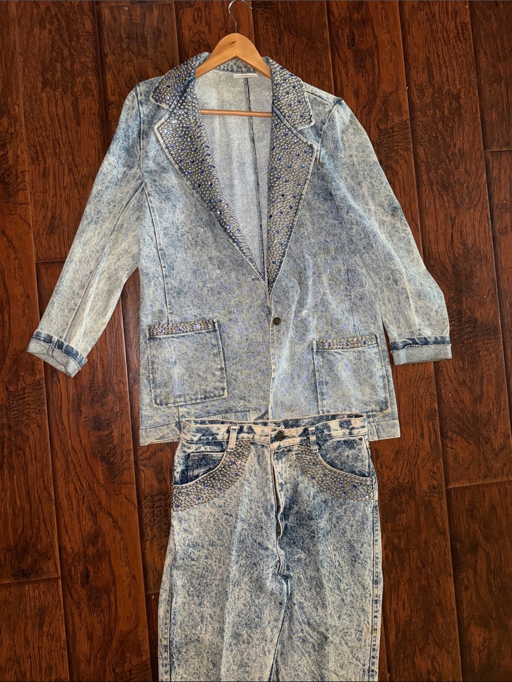 Light Blue Acid-Wash Denim Blazer & Jeans with Stud Details